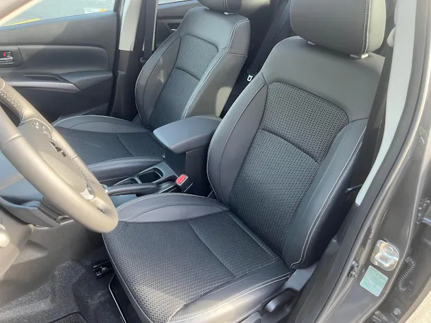 Suzuki S-Cross 1.4 T Sakura Top Hybrid 4x4
