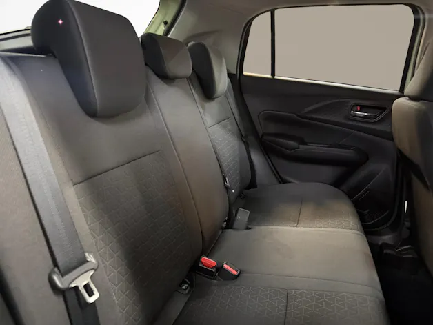 Suzuki Swift 1.2 Sakura Hybrid