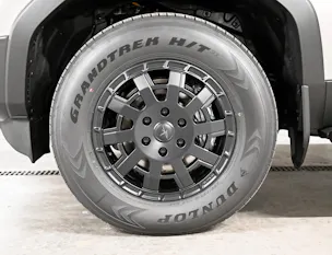 Toyota Land Cruiser 2.8 D 48V 230 Rebel