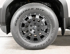 https://vehicle.imgix.net/4357382/ca140f50-7584-4456-b3f9-33c771a83a17.jpg