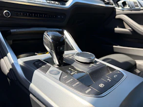 https://vehicle.imgix.net/4357384/5675e2a5-fc49-46c2-ab4e-c7622d6a57fa.jpg