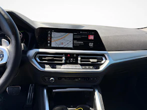 https://vehicle.imgix.net/4357384/95d21261-5378-4e6e-8fd6-d52c37f98d72.jpg