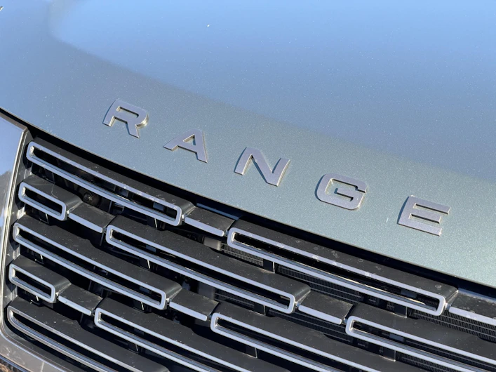 Fahrzeugbild LAND ROVER RANGE ROVER