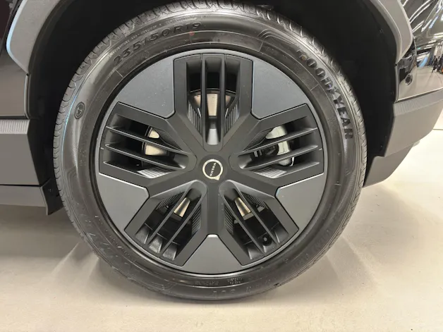Volvo EX30 CC E60 Cross Country Twin Performance AWD