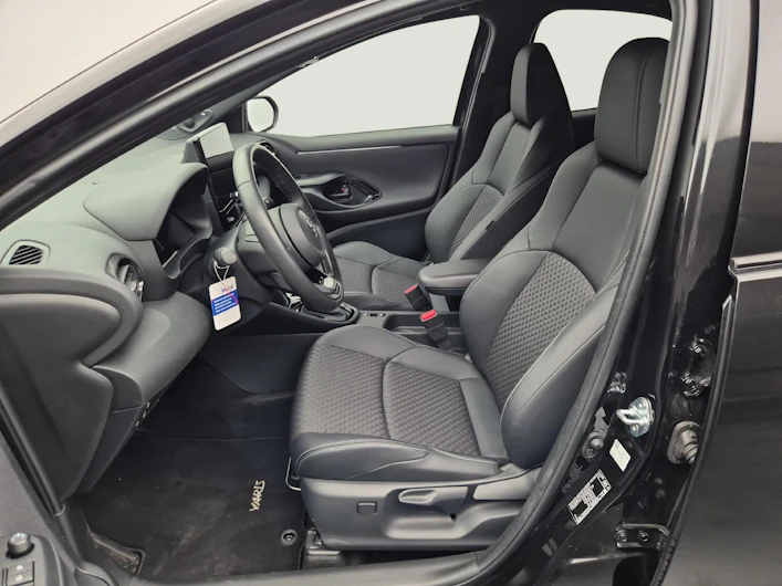 Fahrzeugbild TOYOTA YARIS