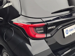 Fahrzeugbild TOYOTA Yaris 1.5 VVT-i HSD Premium