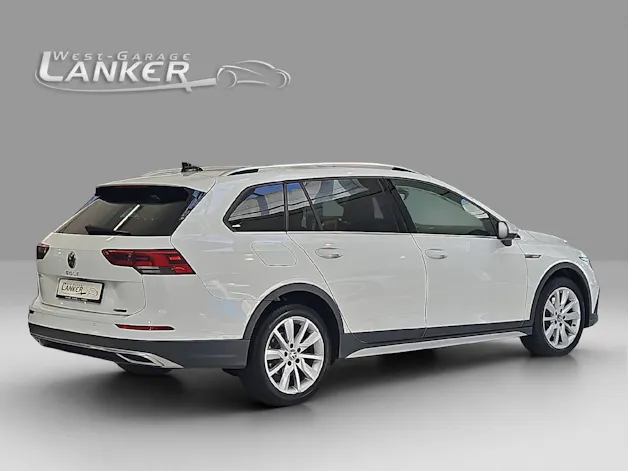 VW Golf VIII Variant 2.0 TDI Alltrack DSG 4motion