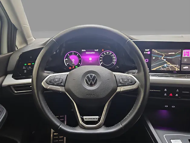 VW Golf VIII Variant 2.0 TDI Alltrack DSG 4motion
