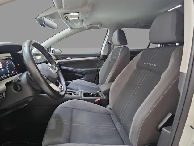 VW Golf VIII Variant 2.0 TDI Alltrack DSG 4motion