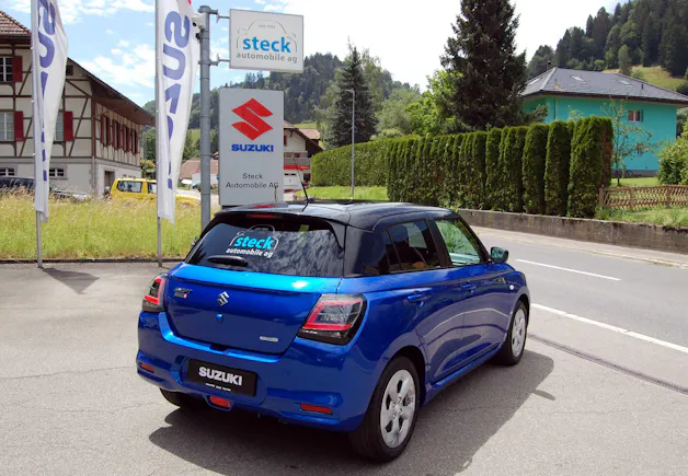Suzuki Swift 1.2 Sakura Hybrid