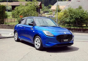 Suzuki Swift 1.2 Sakura Hybrid