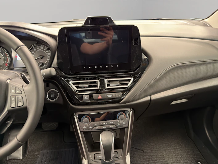 Fahrzeugbild SUZUKI S-CROSS
