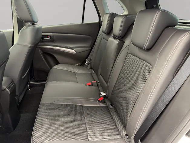 Suzuki S-Cross 1.4 T Compact Top Hybrid 4x4