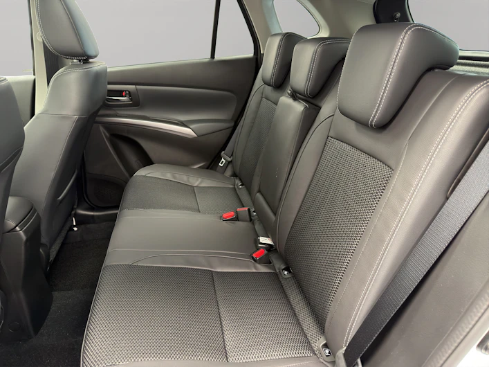 Fahrzeugbild SUZUKI S-CROSS