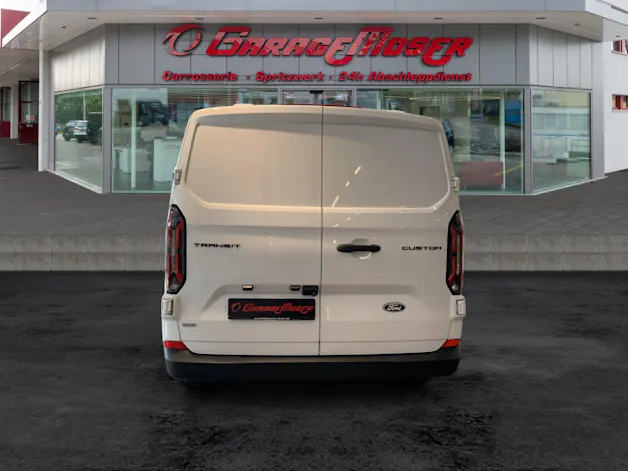 Ford Transit C Van 320 L2 2.5 Duratec 233 Trend PHEV