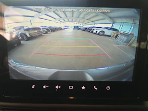 https://vehicle.imgix.net/4357522/77fe8486-6010-4993-b591-ea6dd45d2f42.jpg