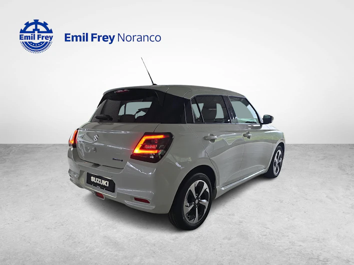 immagine del veicolo SUZUKI SWIFT
