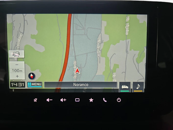 immagine del veicolo SUZUKI SWIFT