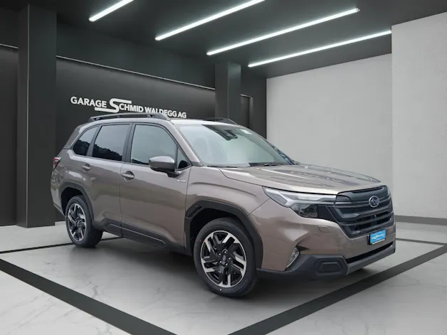 Subaru Forester Station 2.0i e-Boxer Swiss Plus