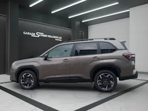 Subaru Forester Station 2.0i e-Boxer Swiss Plus