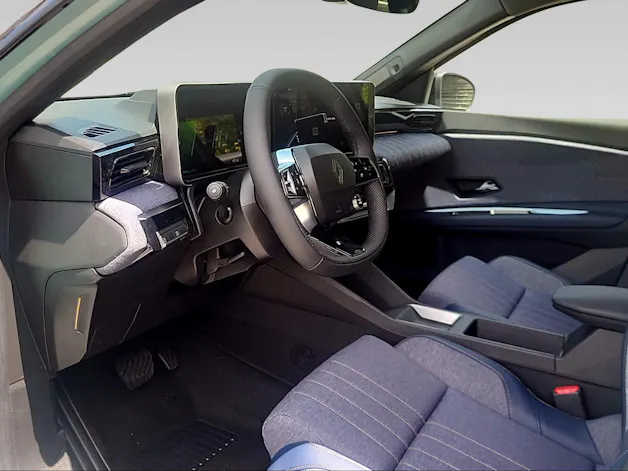 Renault R4 E-Tech Comfort Range plein sud techno