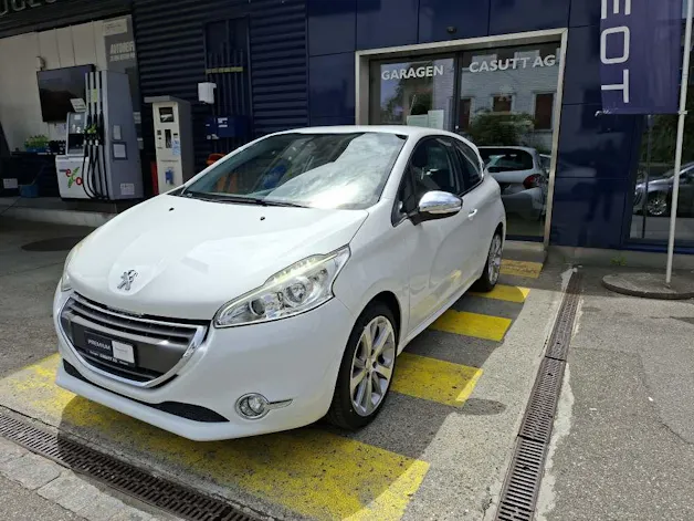 Peugeot 208 1.6 THP Allure