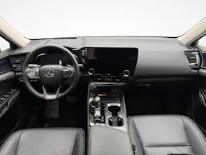 Fahrzeugbild LEXUS NX 450h+ Comfort