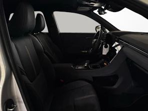 Fahrzeugbild LEXUS LBX 1.5 Hybrid Cool
