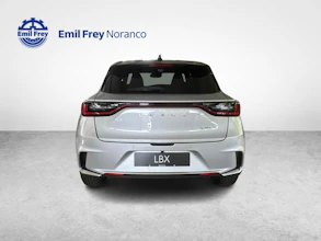 https://vehicle.imgix.net/4357627/dfab90ce-da7e-4a40-8d50-99944749531d.jpg