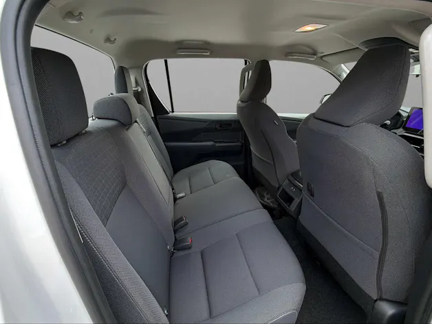 Toyota Hilux Double Cab.-Pick-up 59KWh Comfort