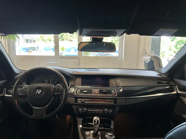BMW 528i xDrive SAG Touring