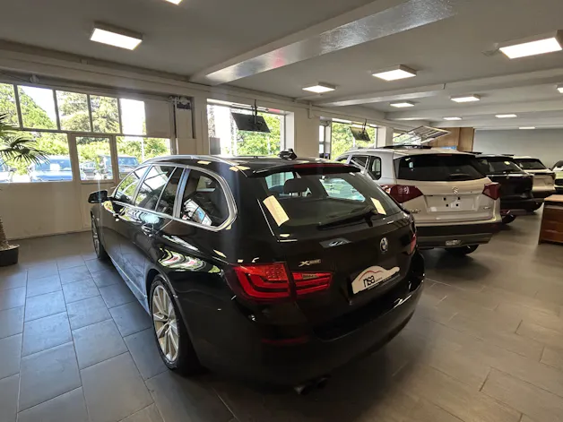 BMW 528i xDrive SAG Touring
