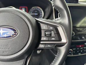 Subaru Forester Station 2.0i e-Boxer Swiss Plus