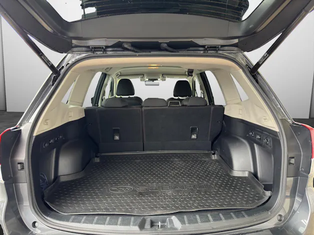 Subaru Forester Station 2.0i e-Boxer Swiss Plus