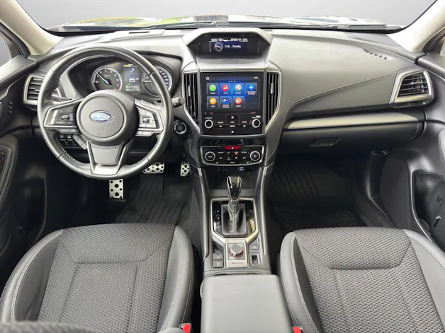 Subaru Forester Station 2.0i e-Boxer Swiss Plus
