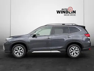 Subaru Forester Station 2.0i e-Boxer Swiss Plus