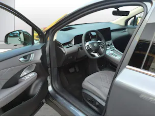 MG S6 EV 77 kWh Luxury 4WD
