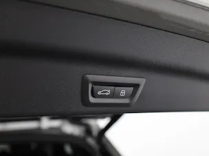 BMW X1 20d xDrive paddles
