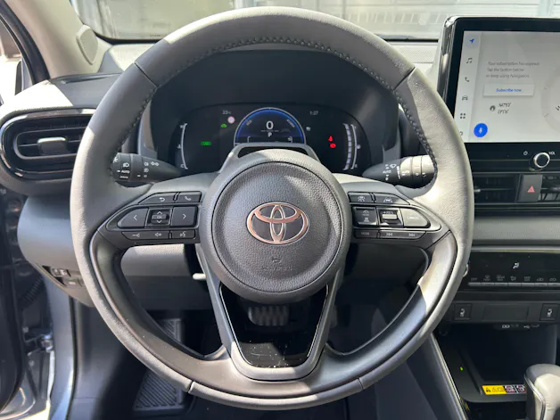 Toyota Yaris 1.5 VVT-i HSD Trend