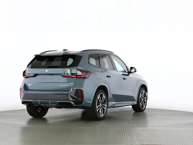 BMW X1 23d xDrive paddles