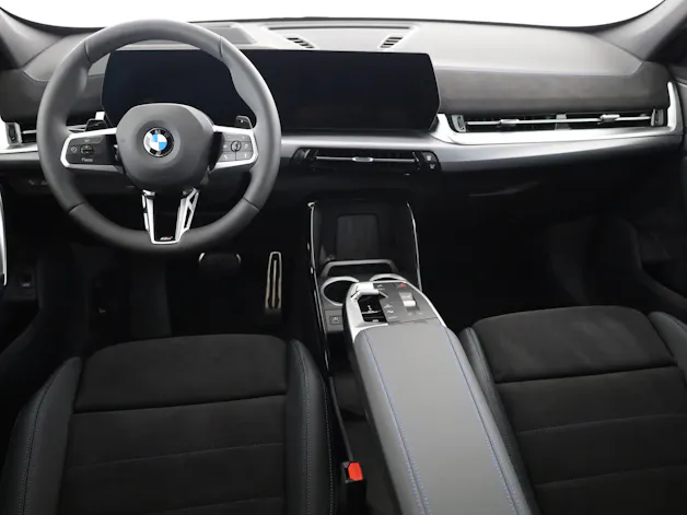 BMW X1 23d xDrive paddles