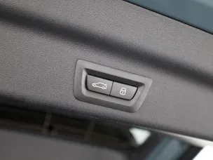 BMW X1 23d xDrive paddles