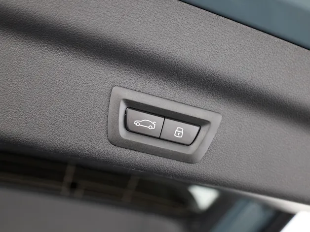 BMW X1 23d xDrive paddles