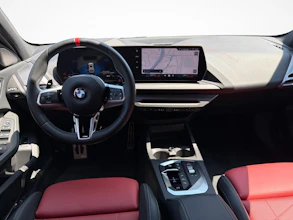 https://vehicle.imgix.net/4357788/57e18a19-c86f-46ed-84ab-94a02047e299.jpg