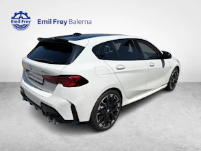 https://vehicle.imgix.net/4357788/9f0270d6-f7a2-4e46-9beb-2117ce4e0d95.jpg