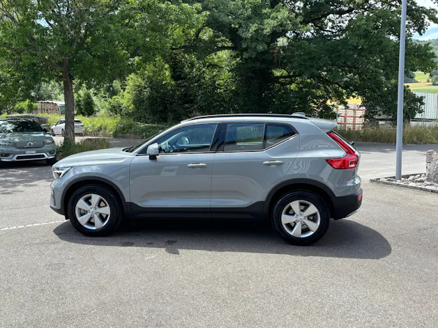 Volvo XC40 2.0 B3 MH Essential