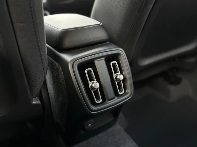 Volvo XC40 2.0 B3 MH Essential