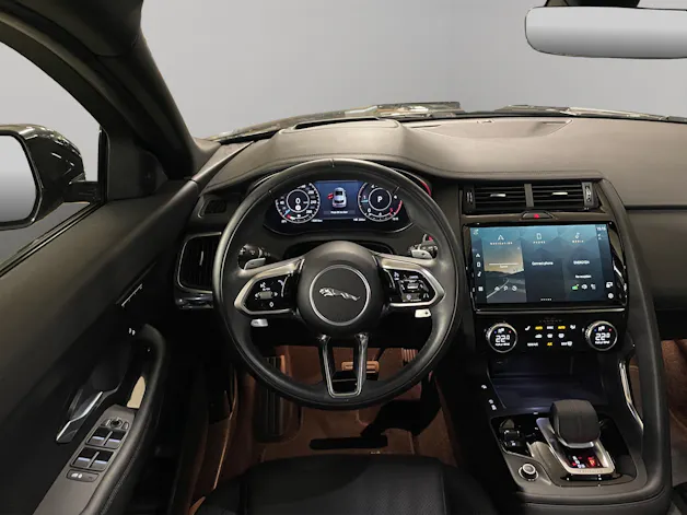 Jaguar E-Pace 2.0 D I4 165 SE AWD