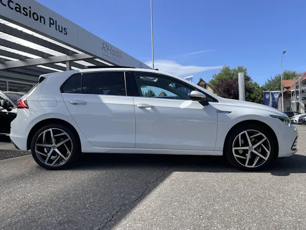 VW Golf VIII 1.5 eTSI Style DSG
