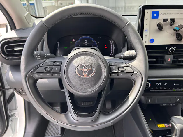Toyota Yaris 1.5 VVT-i HSD Trend